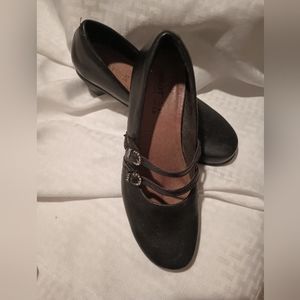 Naot Black Mary Jane Heels